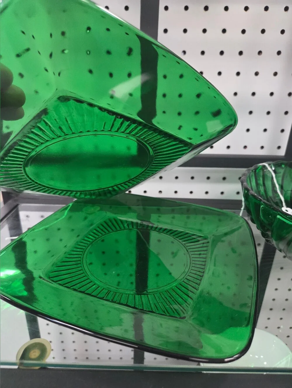 Vintage Anchor Hocking Burple Forest Green Plates (2 Dinner, 2 Dessert)
